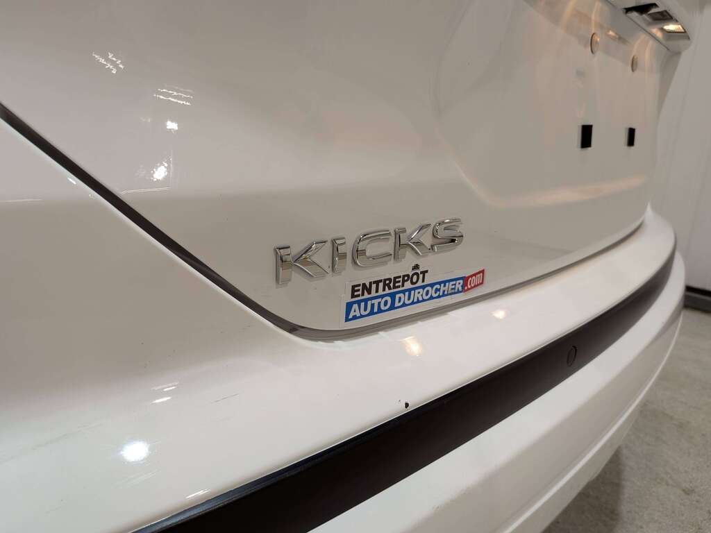 2024 Nissan Kicks S FWD White Val-David - photo #29