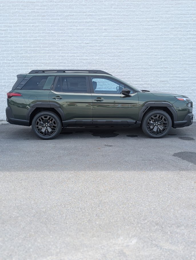 2026 SUBARU Outback LIMITED XT Deep Emerald Pearl Saint-Hyacinthe - photo #2