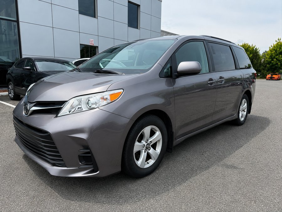 Toyota Sienna 2019 2019 Gris