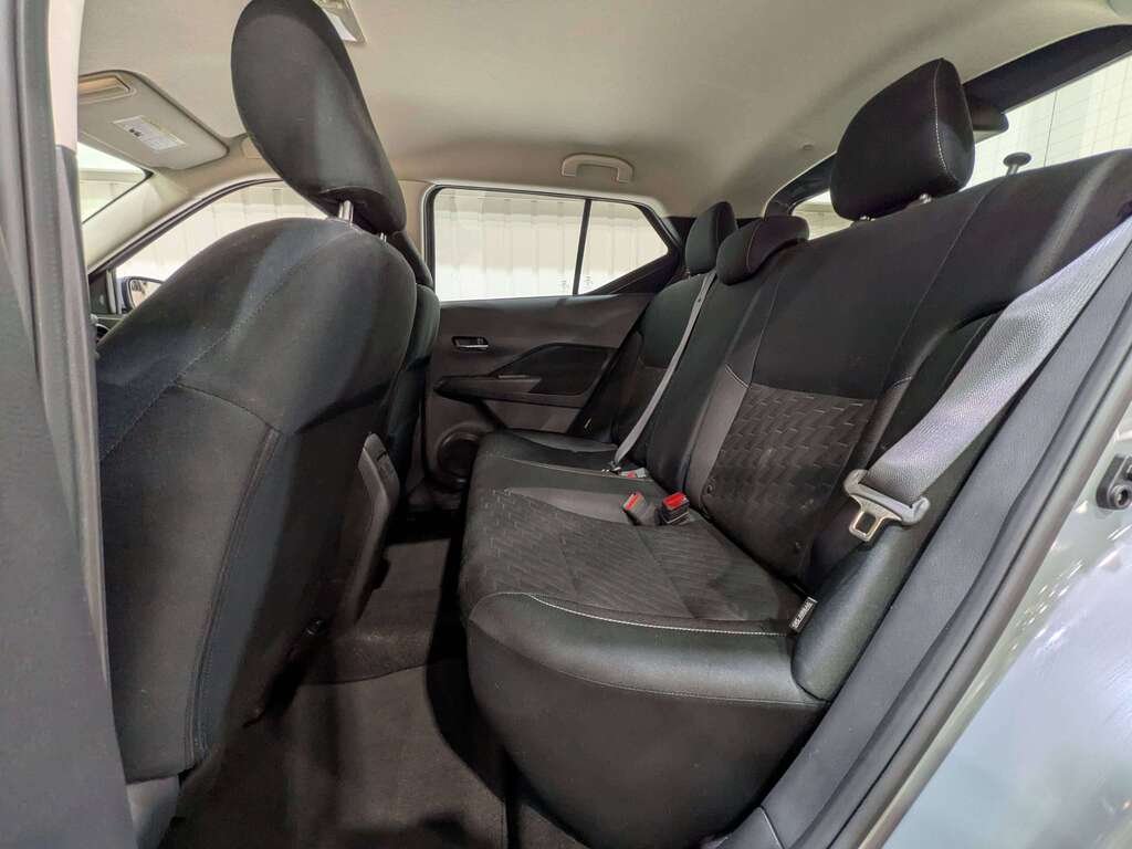 Nissan Kicks SV FWD 2024 Gris Val-David - photo #10