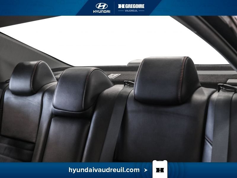 Toyota Camry YW69 | 4dr Sdn I4 Auto XSE 2016 Bleu Laval - photo #19