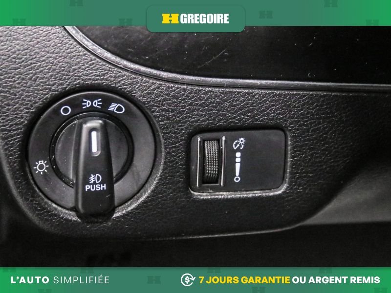 Dodge GR Caravan 2019 Bleu Blainville - photo #16