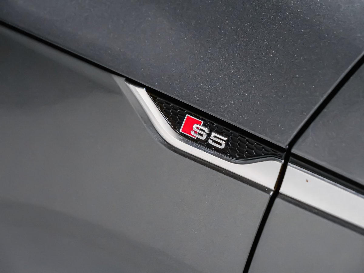 2022 Audi S5 Sportback PROGRESSIV Grey Montreal - photo #4