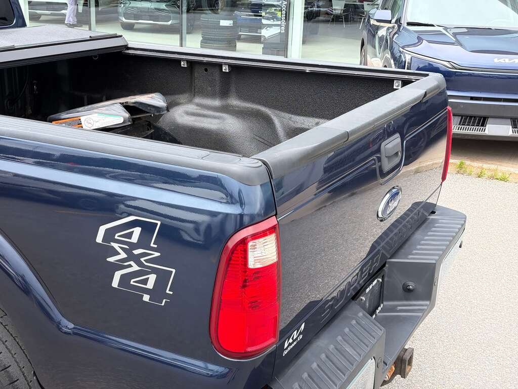2016 Ford F-350 Blue Gatineau - photo #18