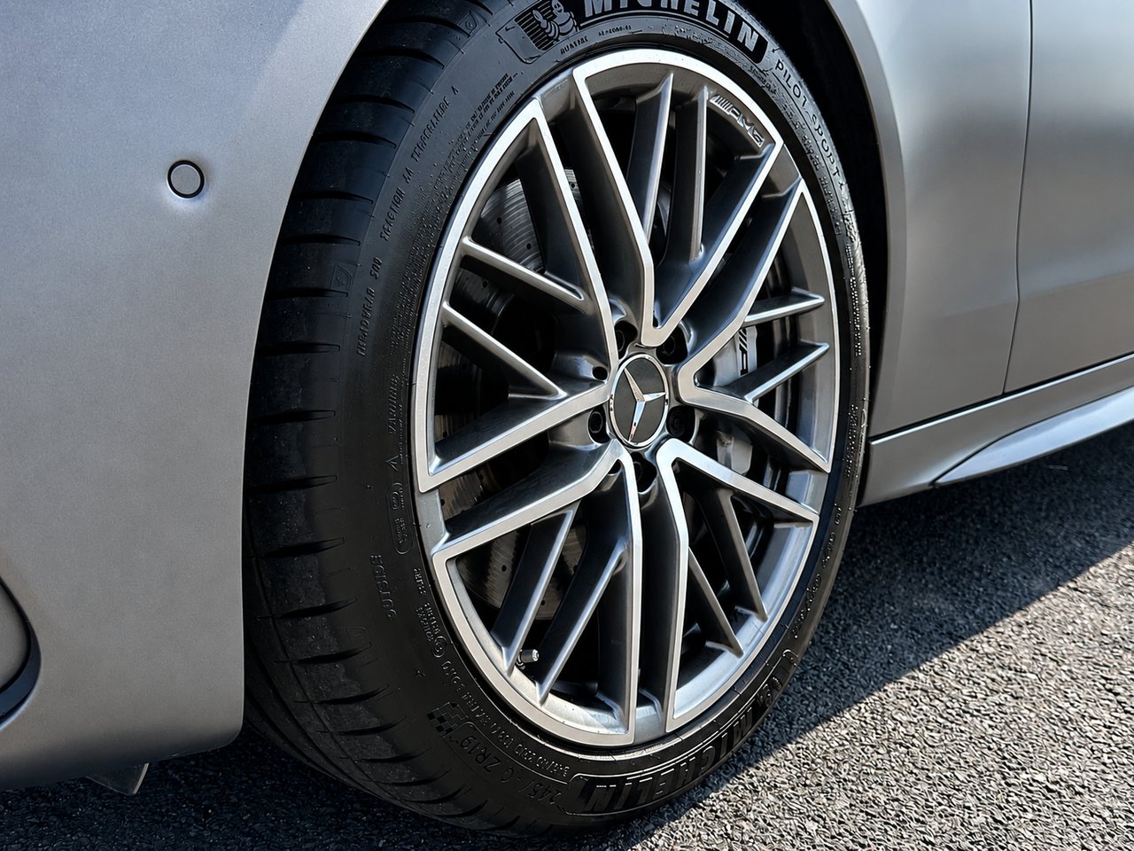 Mercedes-Benz C43 AMG New Gen 2023 Gris Granby - photo #11