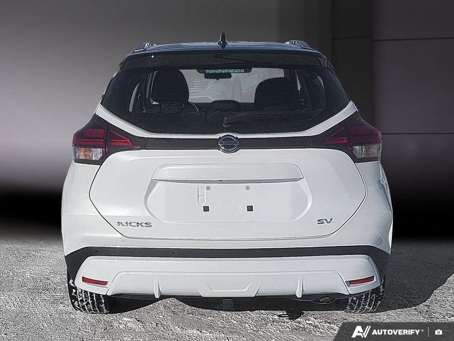 2021 Nissan Kicks 2021 White