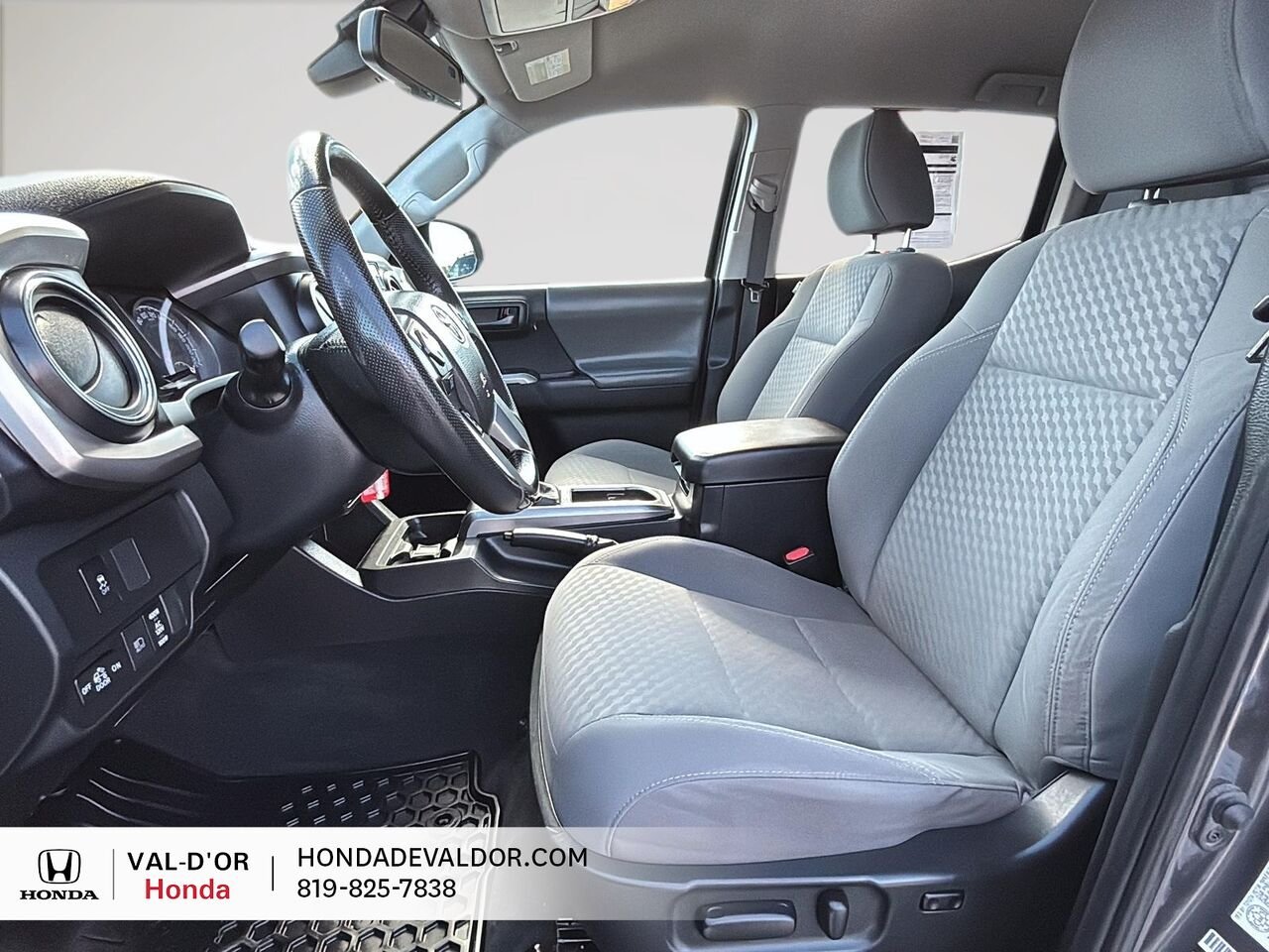 Toyota Tacoma Double Cab 4x4 BA 2022 Noir Val-d'Or - photo #6
