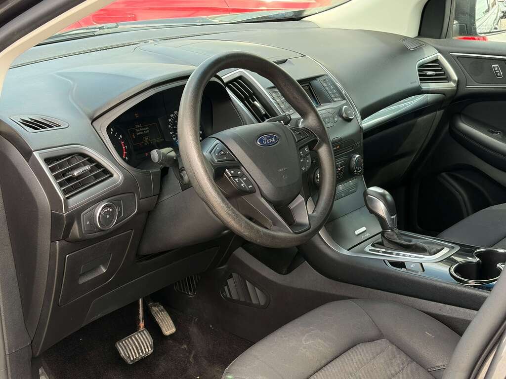 Ford Edge 4dr SE AWD 2015 Gris Gatineau - photo #10