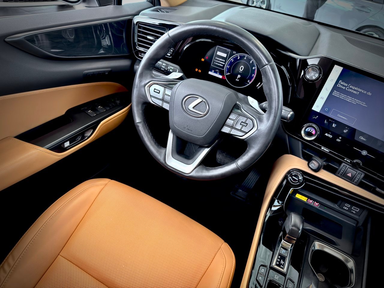 2022 Lexus NX Silver Notre-Dame-des-Prairies - photo #17