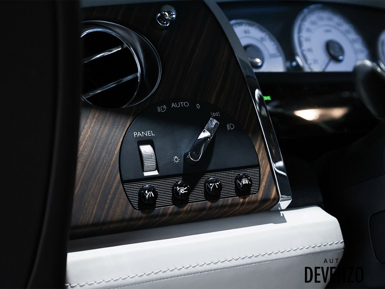 Rolls-Royce Wraith 2020 Blanc Saint-Eustache - photo #21
