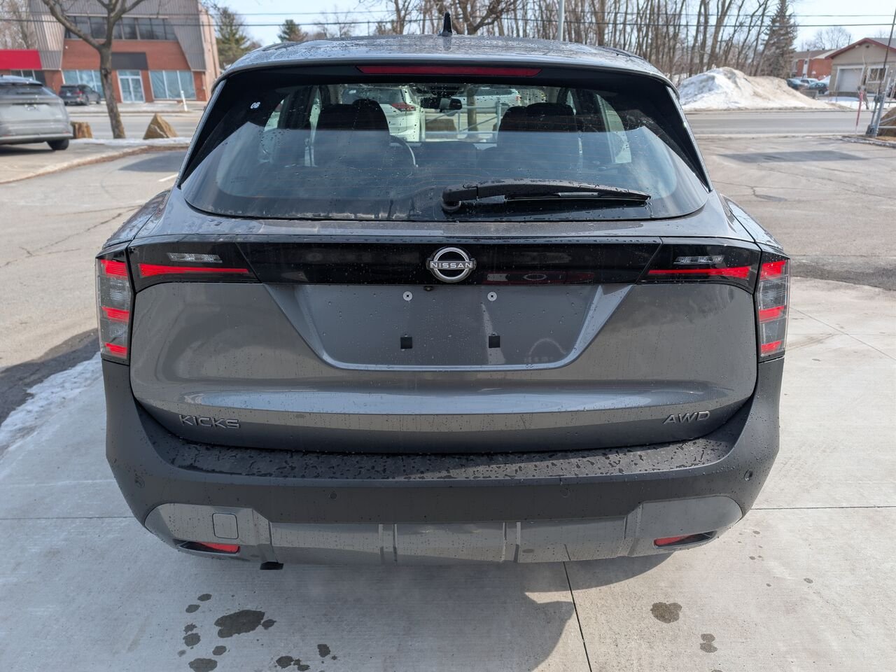NISSAN Kicks KICKS S 2026 Gris poudre métallisé Châteauguay - photo #8