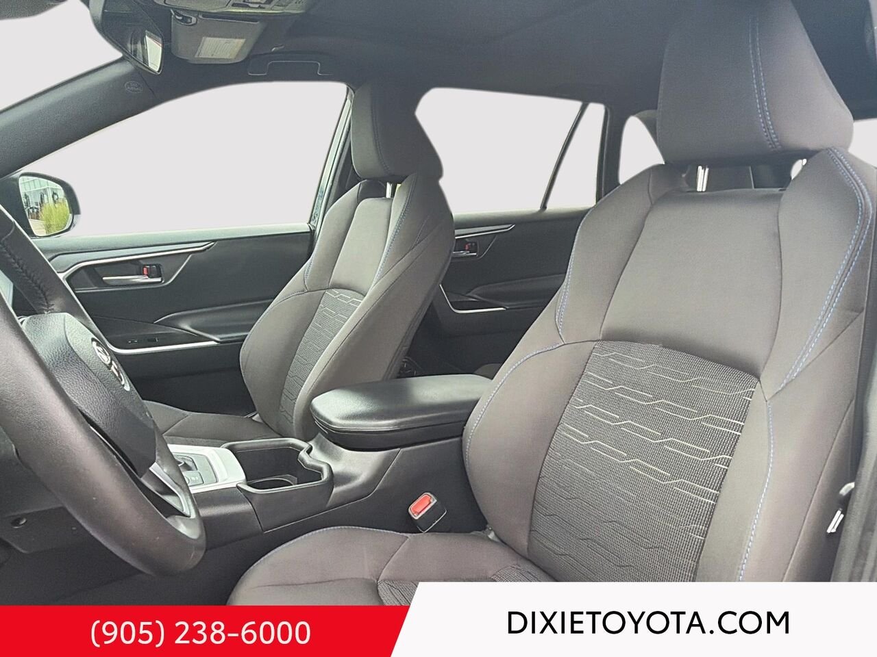 2023 Toyota RAV4 HYBRID SE AWD / CLEAN CARFAX / HEATED SEATS / MOONROOF / ALLOY WHEELS / CARPLAY AND ANDROID AUTO Black Mississauga - photo #8