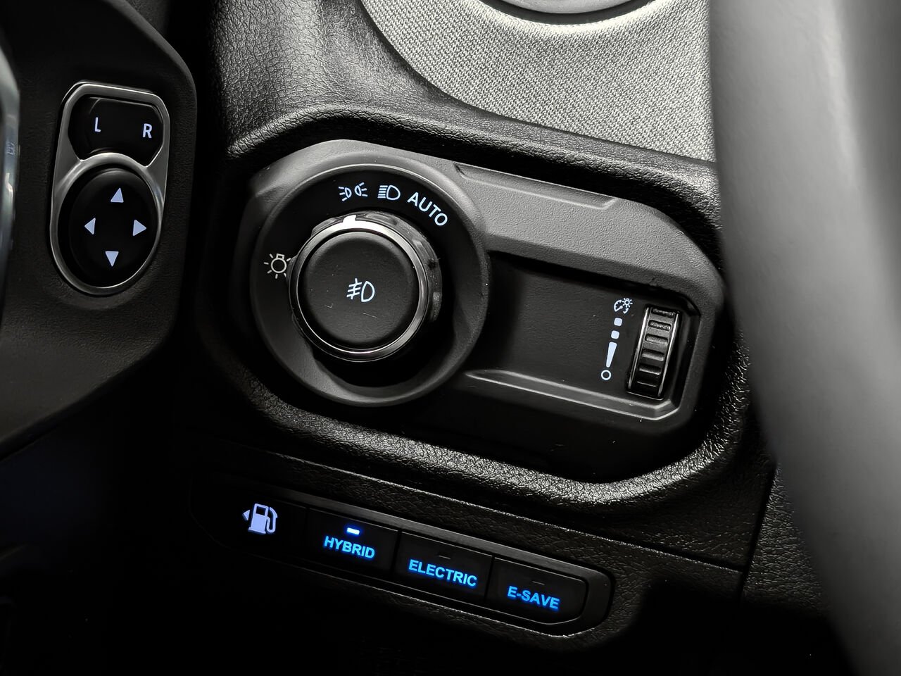 Jeep WRANGLER 2024 JEEP Wrangler4XE 4 door Willys PHEV 2024 Autre Sherbrooke - photo #23