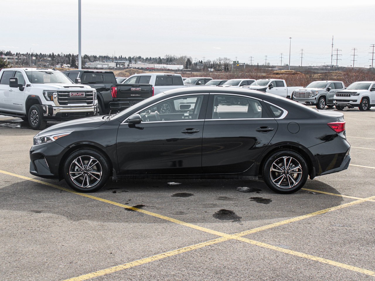 2024 Kia Forte EX IVT Black Sherwood Park - photo #4
