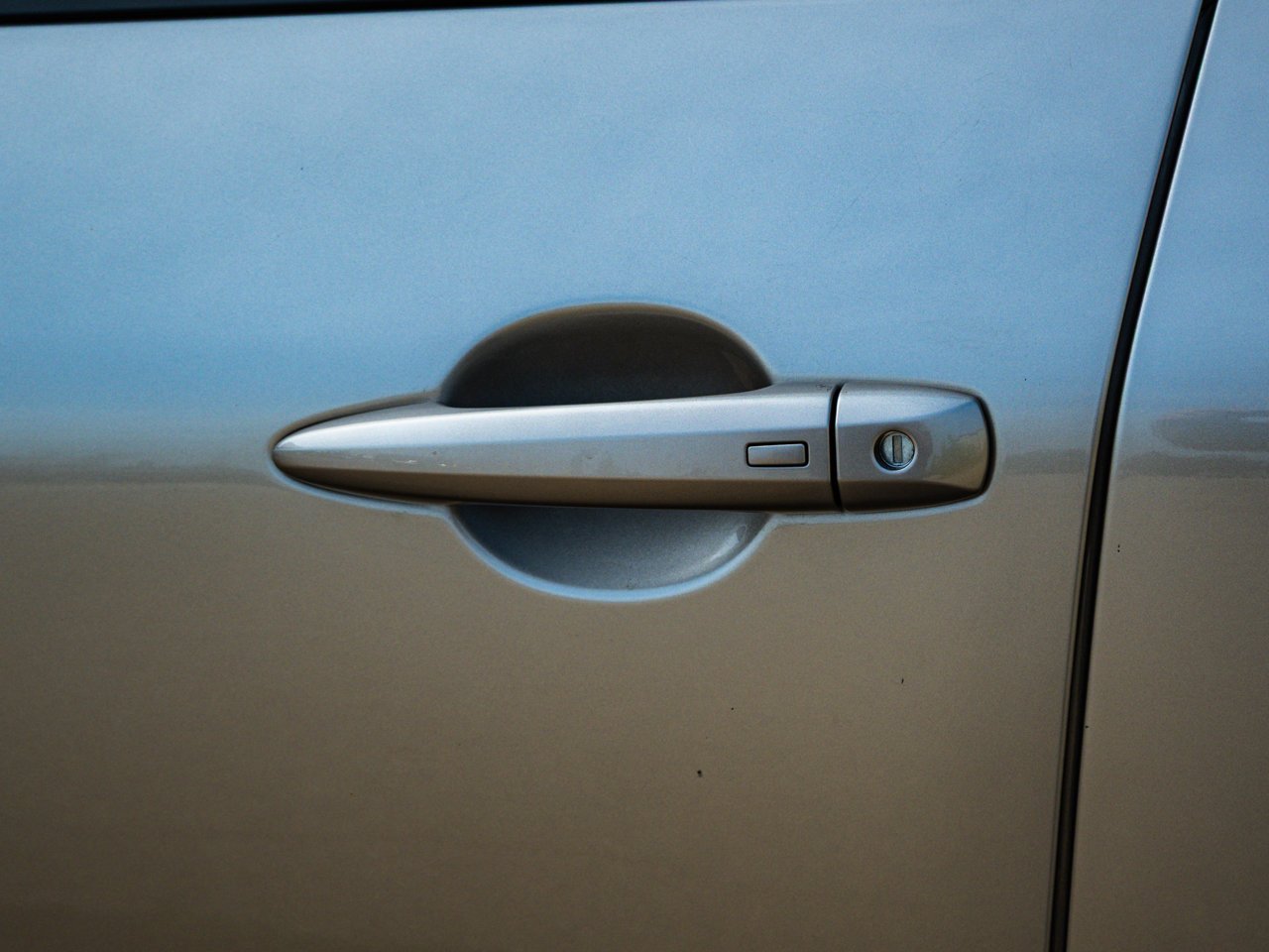 2023 Nissan Rogue AWD SV Moonroof Beige Sherwood Park - photo #7