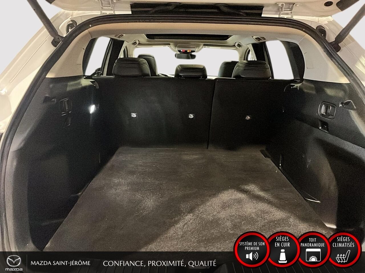 Mazda CX-50 GT avec moteur turbo | TOIT PANO | TOWING PACK | CUIR | AWD | 2023 Blanc Saint-Jérôme - photo #23