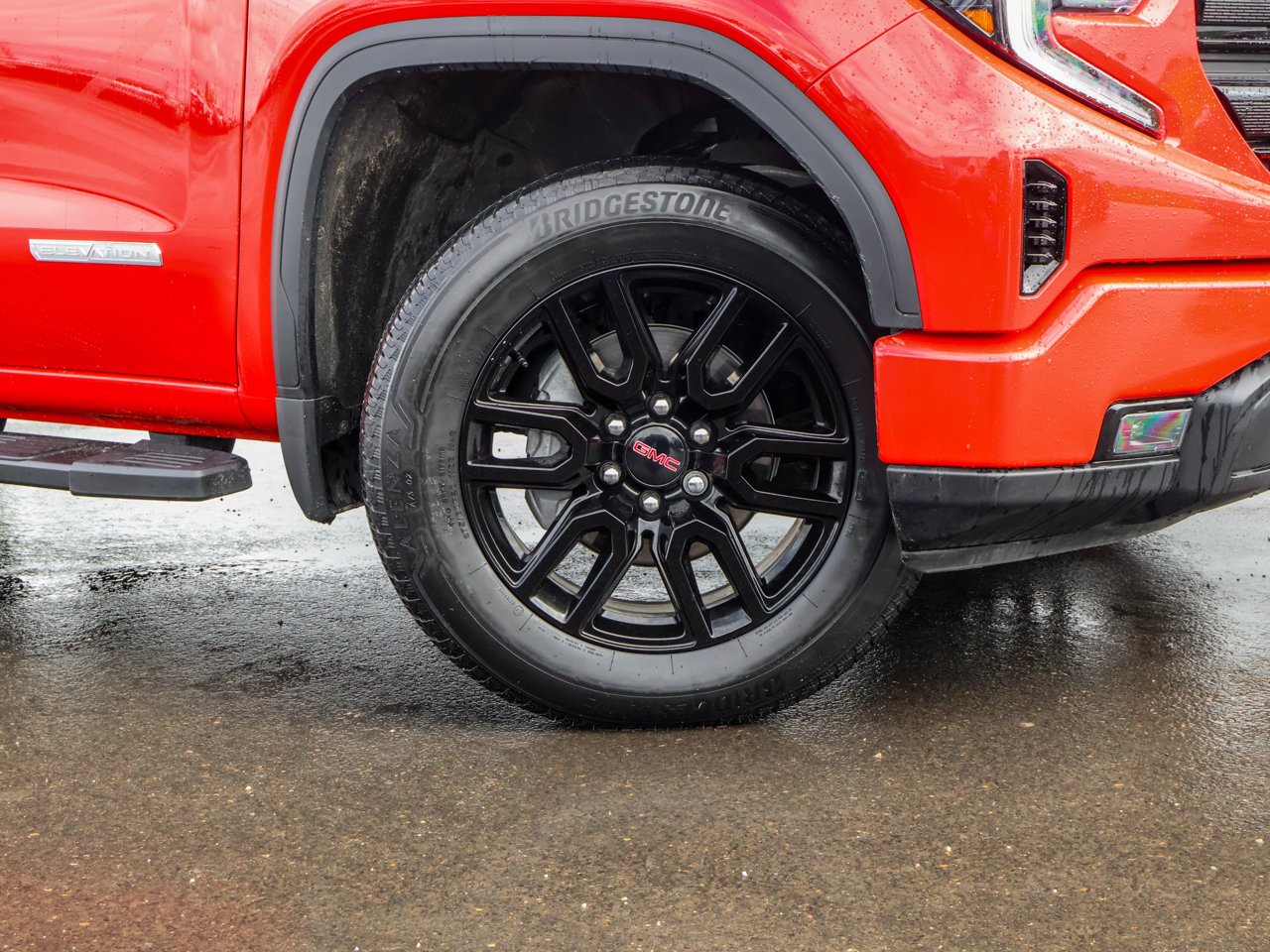 2025 GMC Sierra 1500 4WD Crew Cab 147 Elevation Red Sherwood Park - photo #7