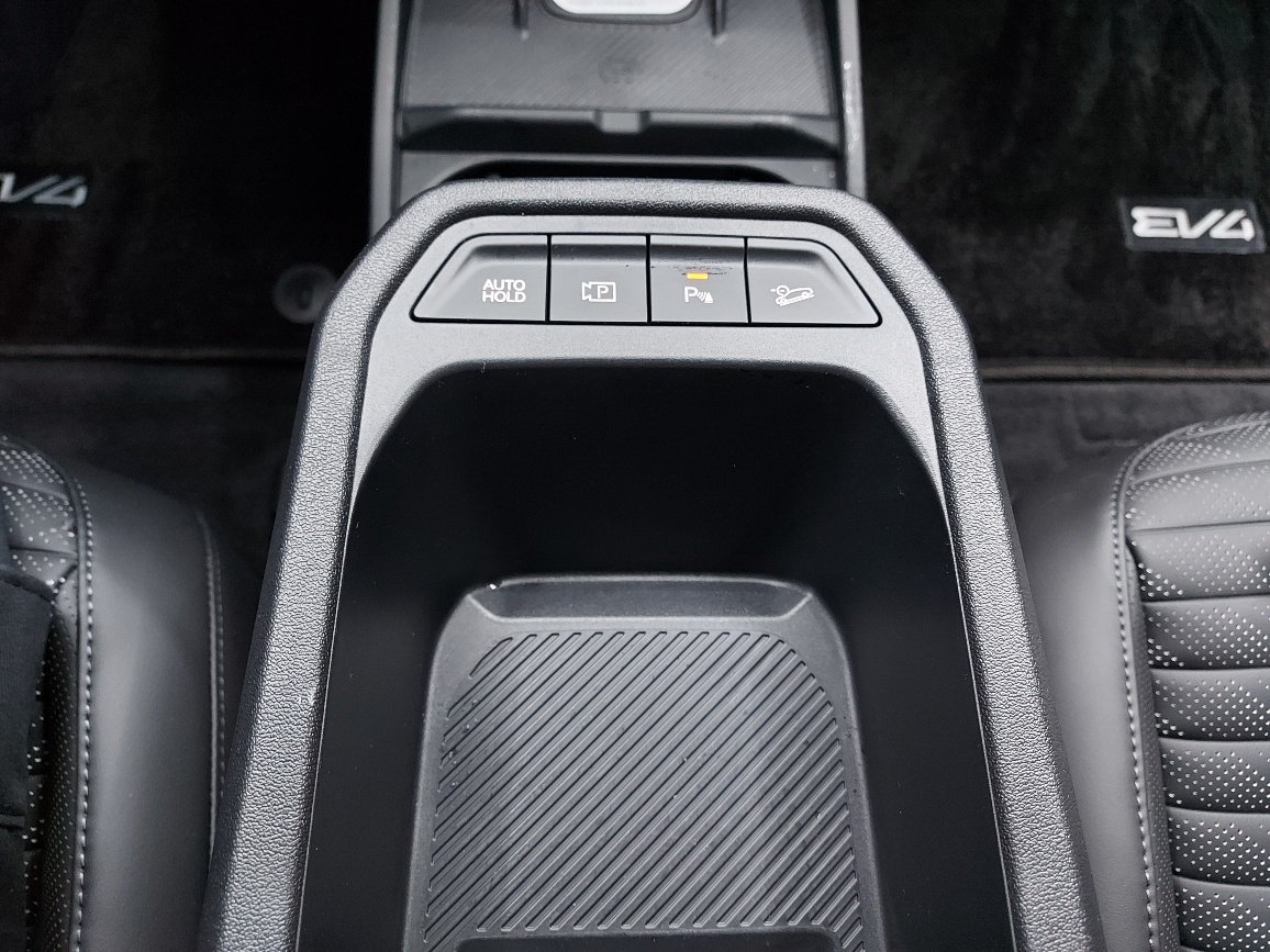 KIA EV4 2026 Noir Aurore Blainville - photo #30