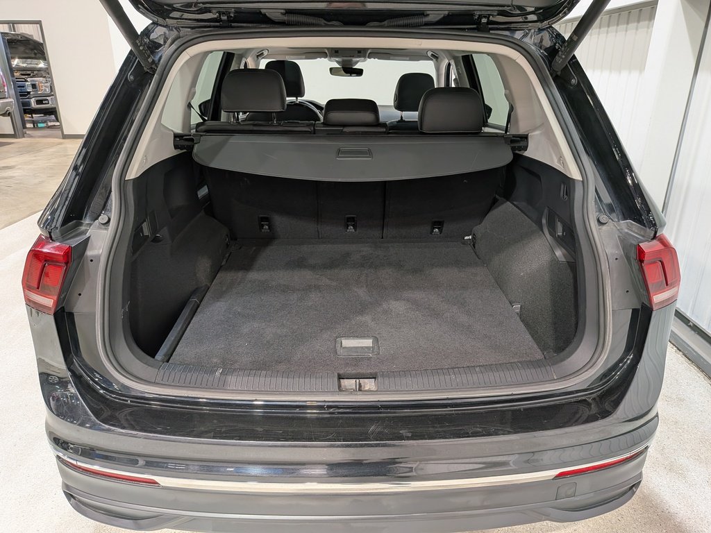 Volkswagen Tiguan Comfortline 4MOTION 2024 Noir Val-David - photo #8