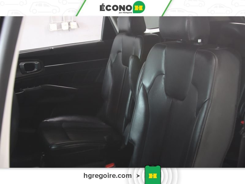 2022 Kia Sorento White Laval - photo #19