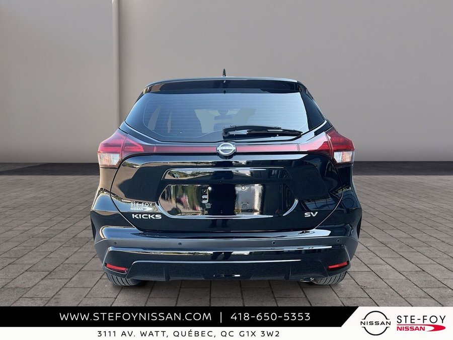 2024 Nissan Kicks SV TA 2024 Black