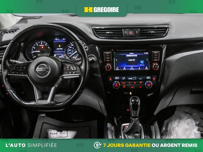 Nissan Qashqai 2019 Blanc Laval - photo #17