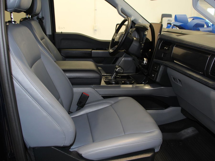 2025 Ford F-150 Lightning 2025 Blue