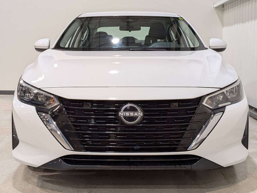 2024 Nissan Sentra White