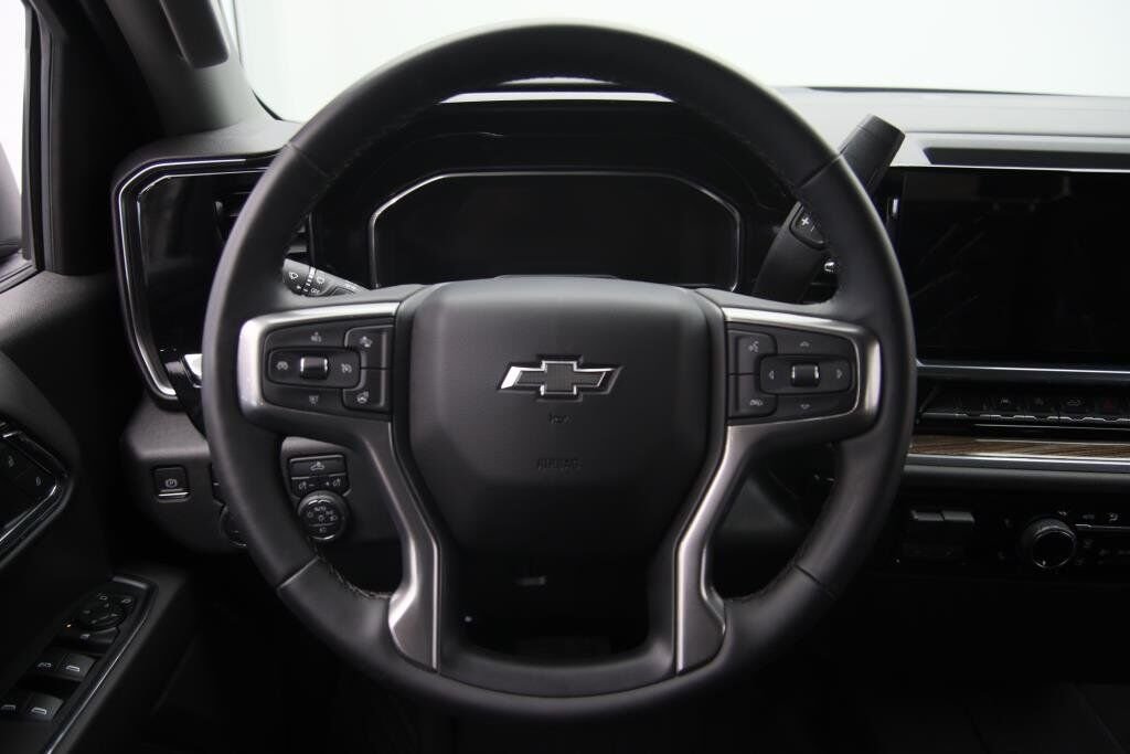 2024 Chevrolet Silverado 1500 VIN 1GCUDEED8RZ166970 Grey Baie-Comeau - photo #12
