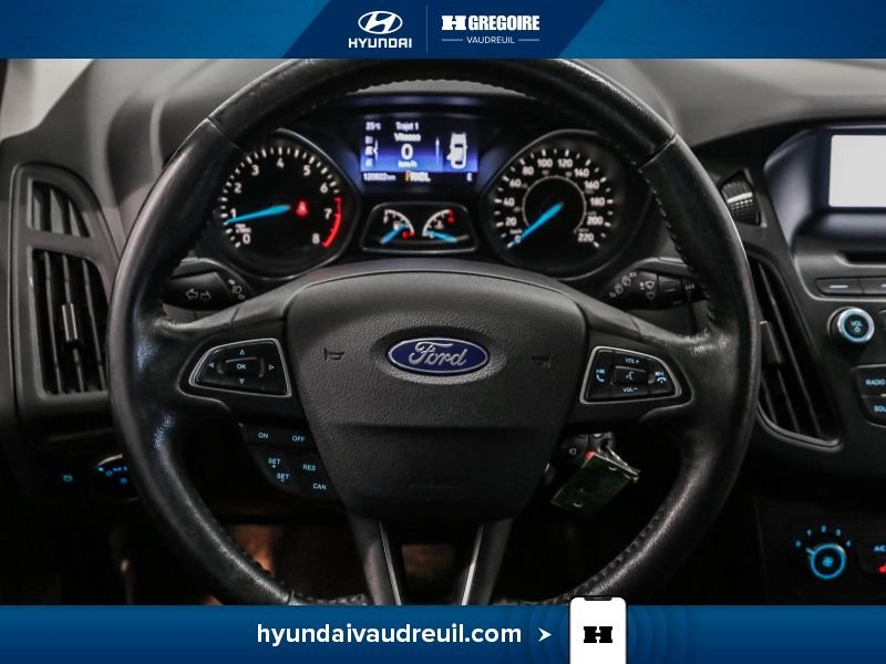 2016 Ford Focus Laval - photo #19