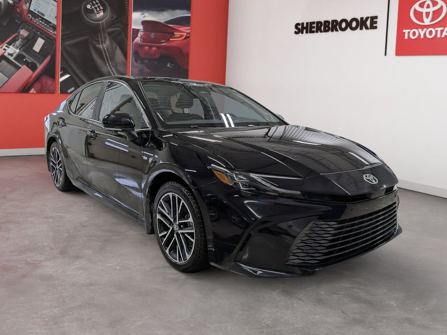 Toyota Camry Hybride 2026 2026 Noir minuit métallisé