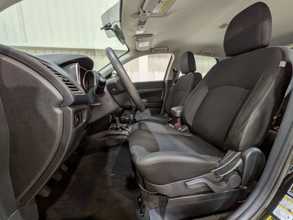Mitsubishi RVR 2WD 4dr Man ES 2015 Noir Val-David - photo #1