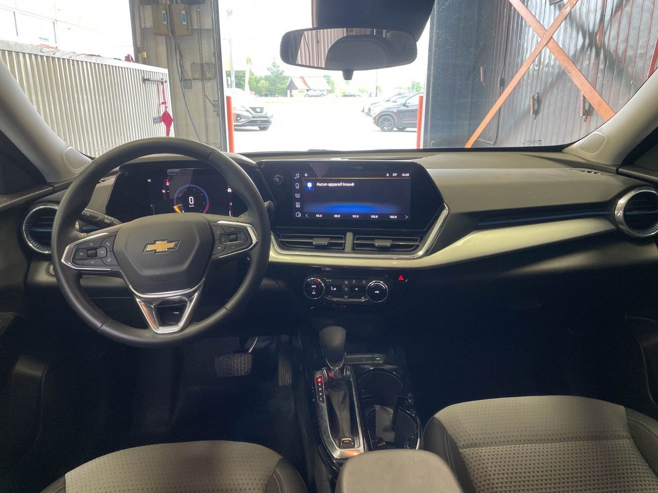 Chevrolet Trax LT *SIÈGES CHAUFF* REG ADAPT CARPLAY WIFI USB 2025 Blanc Saint-Jérôme - photo #9