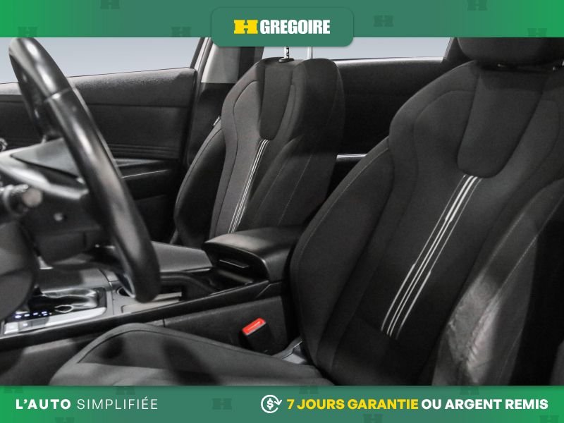 Hyundai Elantra 729894 | Preferred AUTO A/C TOIT GR ELECT MAGS CAM RECUL 2022 Gris Laval - photo #13