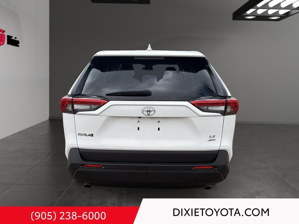2023 Toyota RAV4 Heated Seats, Bluetooth White Mississauga - photo #3