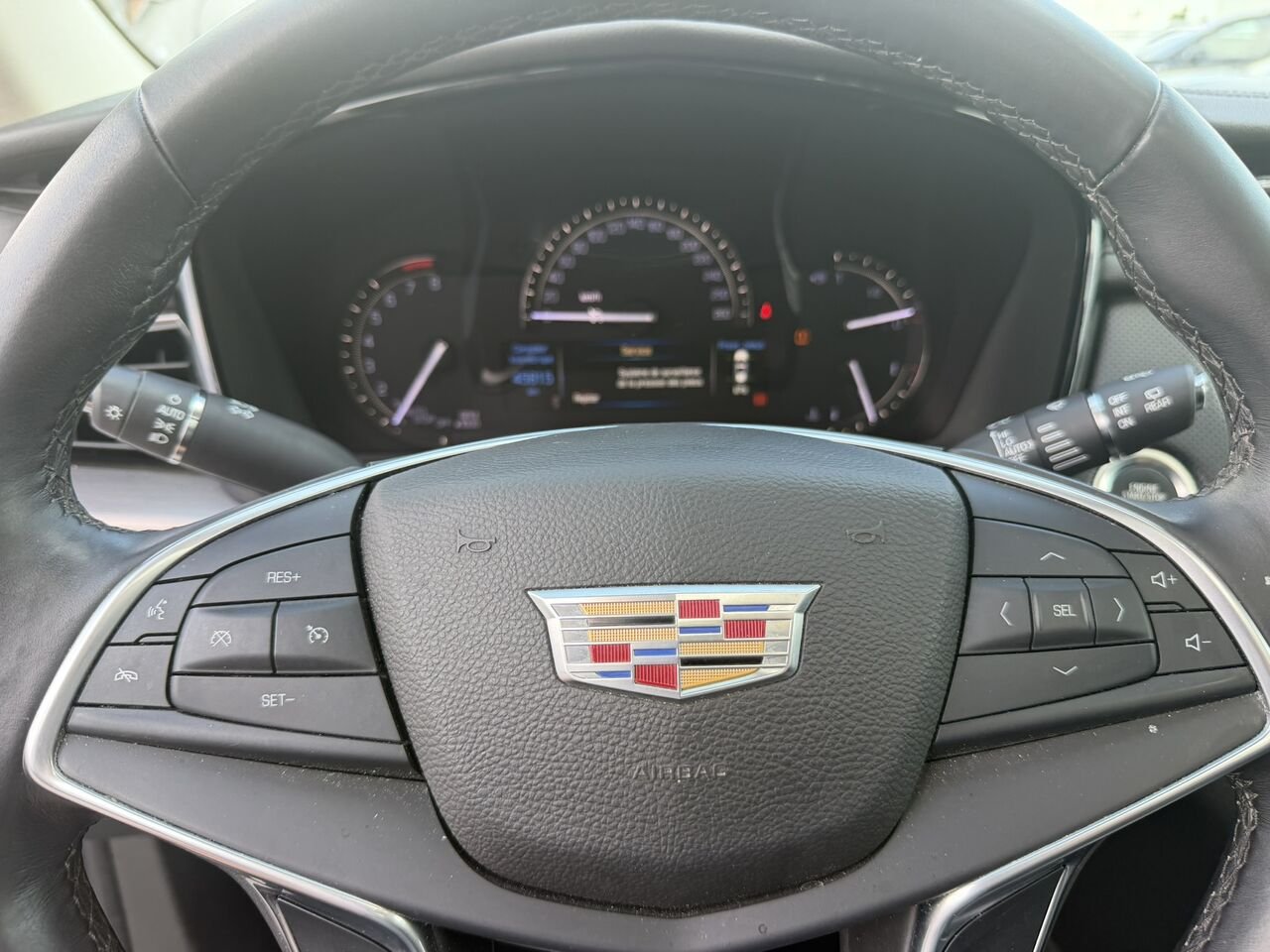 2017 Cadillac XT5 LUXURY AWD V6 3.6 Grey Laval - photo #13