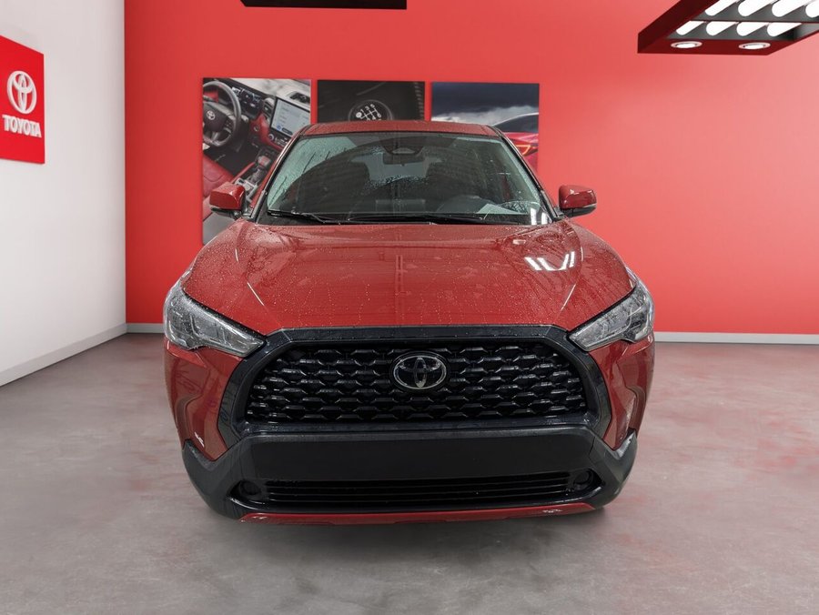 2023 Toyota Corolla Cross 2023 Barcelona Red Metallic