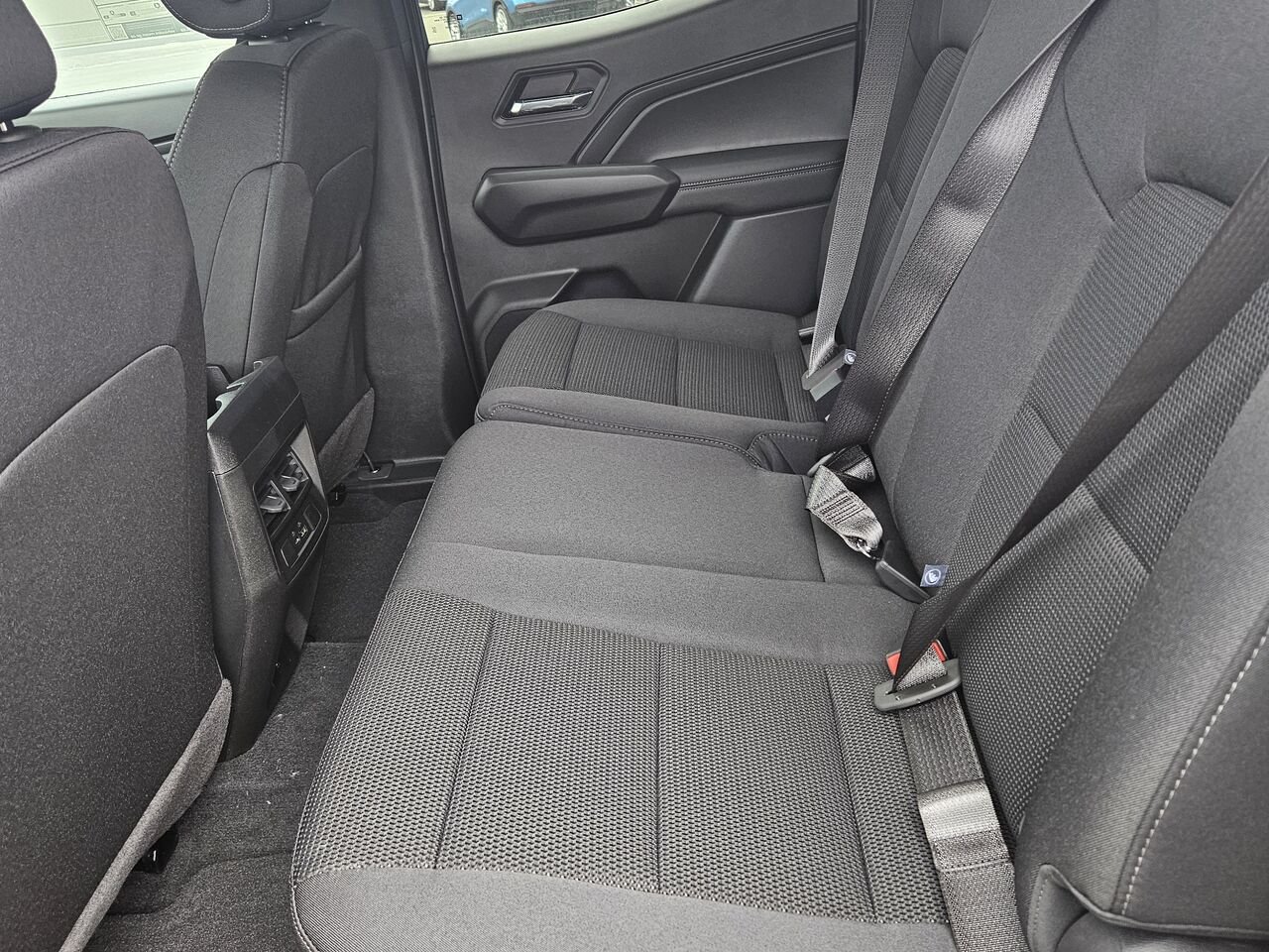 GMC Canyon Elevation cabine multiplace 4RM 2026 Argent métallisé Thetford Mines - photo #8