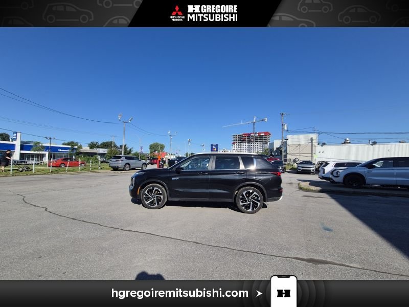 Mitsubishi Outlander PHEV 2023 Noir Laval - photo #4