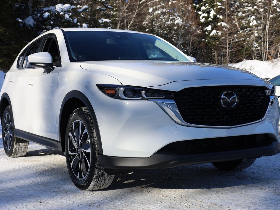 2025 Mazda CX-5 Gs, awd, Toit ouvrant, volant et rétroviseurs chauffants, hayon électrique Rhodium White Metallic
