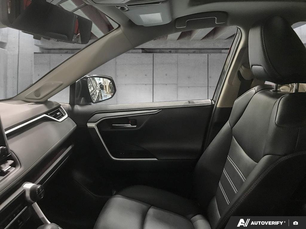 2021 Toyota RAV4 2601418A | Hybrid Limited Blue Edmonton - photo #23