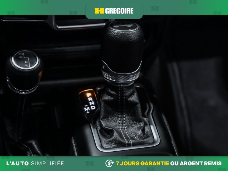 Jeep Wrangler 2024 Noir Laval - photo #19