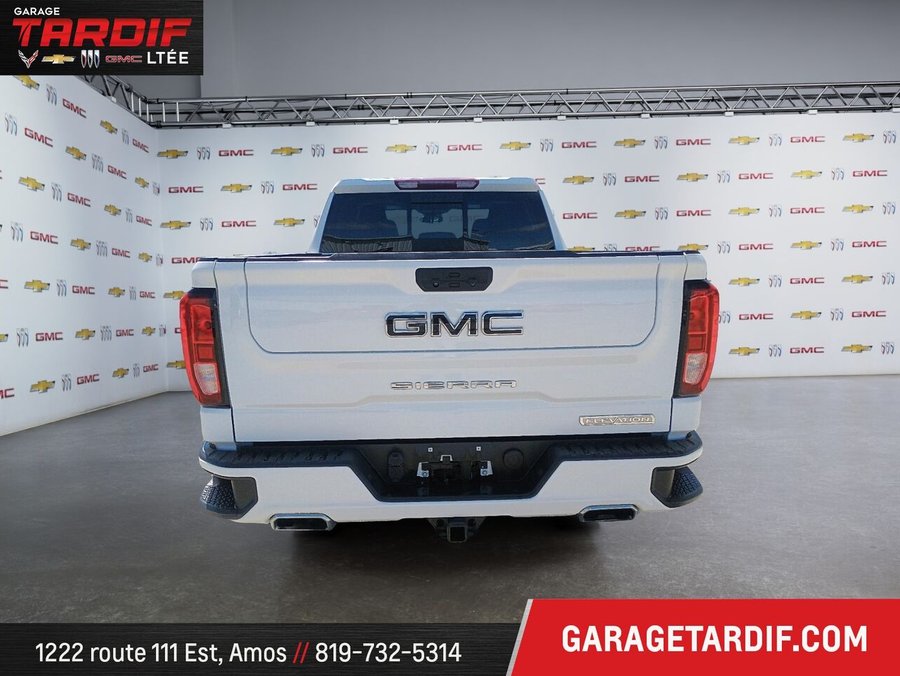 2024 GMC SIERRA 1500 4WD CREW CAB PICKUP ELEVATION CREW CAB White