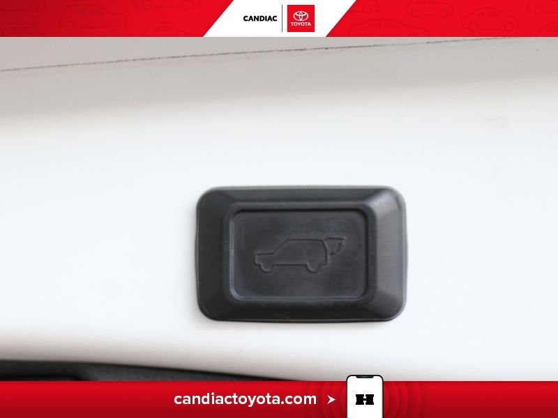 Toyota Rav 4 2022 Blanc Laval - photo #33