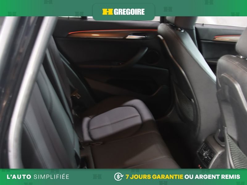 BMW X1 821757 | xDrive28i AWD AUTO A/C MAGS CUIR NAV CAM RECUL BLU 2022 Noir Laval - photo #30