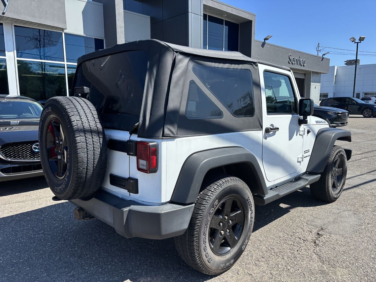 2016 JEEP WRANGLER SPORT 4 RM 2 portes Sport White Montmagny - photo #4