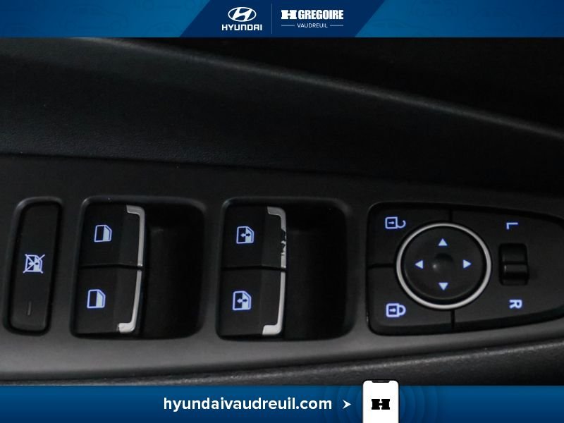 Hyundai Santa Fe YR799 | 2.4L Essential FWD w/Safety Pkg/Dk Chrome Accent 2019 Noir Laval - photo #16