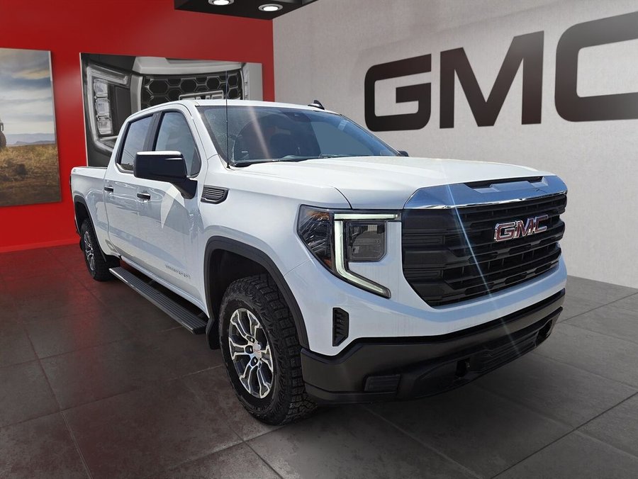 GMC Sierra 1500 Pro cabine multiplace 4RM 157 po 2026 BLANC SOMMET