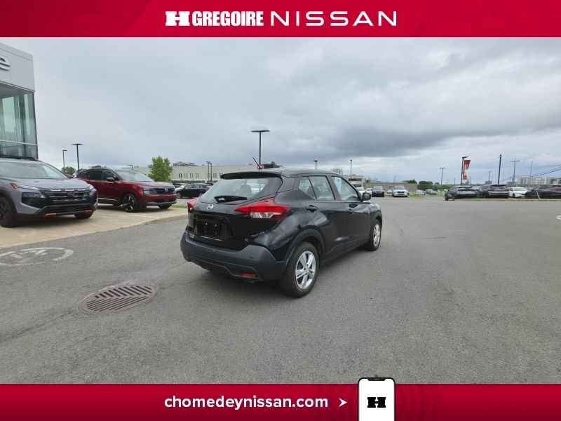 2020 Nissan Kicks Black Blainville - photo #10