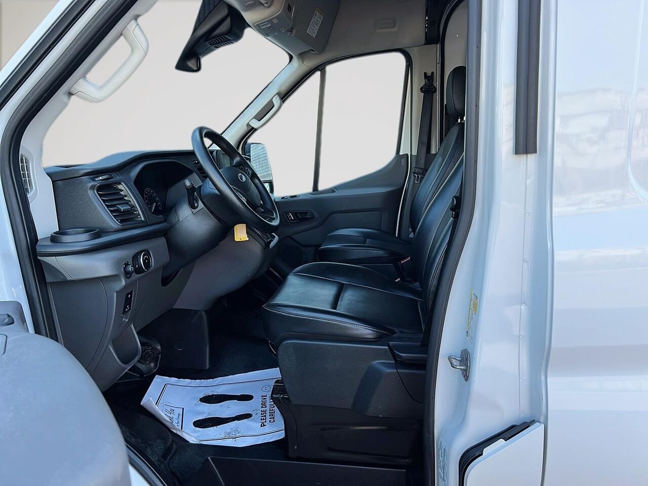 2025 Ford Transit 250 TOIT HAUT Québec - photo #8